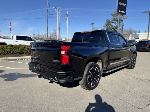Used 2023 Chevrolet Silverado 1500 High Country w/ High Country Premium Package image 6