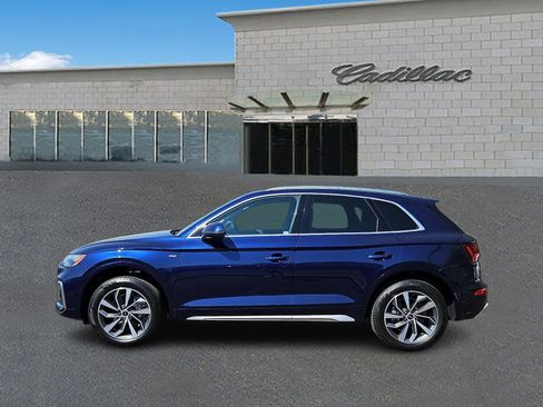 Used 2023 Audi Q5 2.0T Premium w/ Convenience Package AWD/4WD image 7