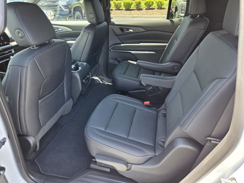 New 2026 Chevrolet Traverse LT w/ Midnight/Sport Edition FWD image 6