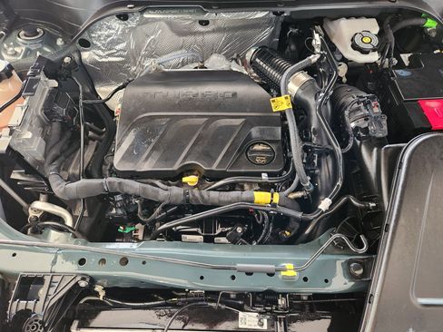 Certified 2025 Chevrolet Trax LS image 33