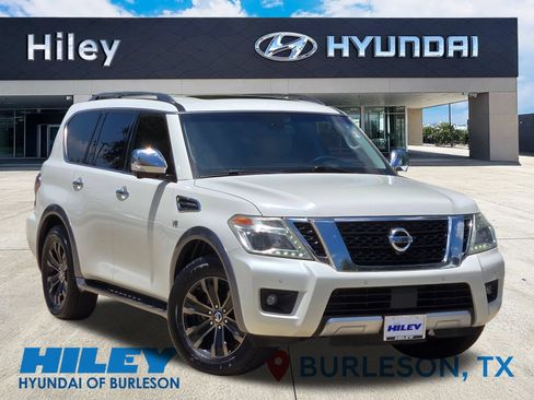 Used 2017 Nissan Armada Platinum w/ Captain Seat Package RWD image 2