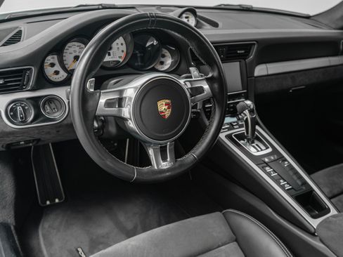 Used 2014 Porsche 911 GT3 RWD image 13