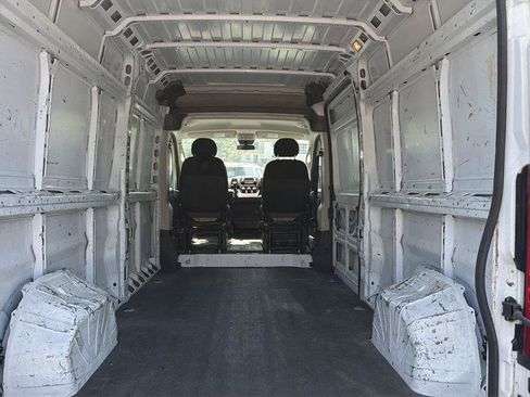 Used 2021 RAM ProMaster 2500 FWD image 11