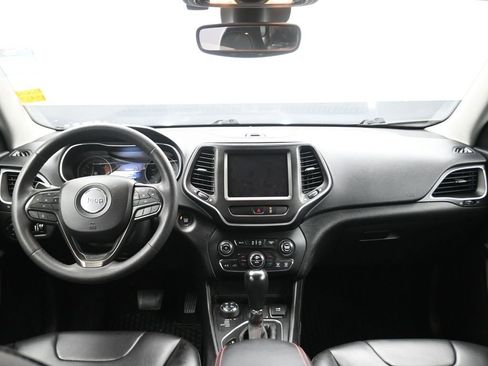 Used 2022 Jeep Cherokee Trailhawk w/ Sun, Sound & Nav Group AWD/4WD image 14