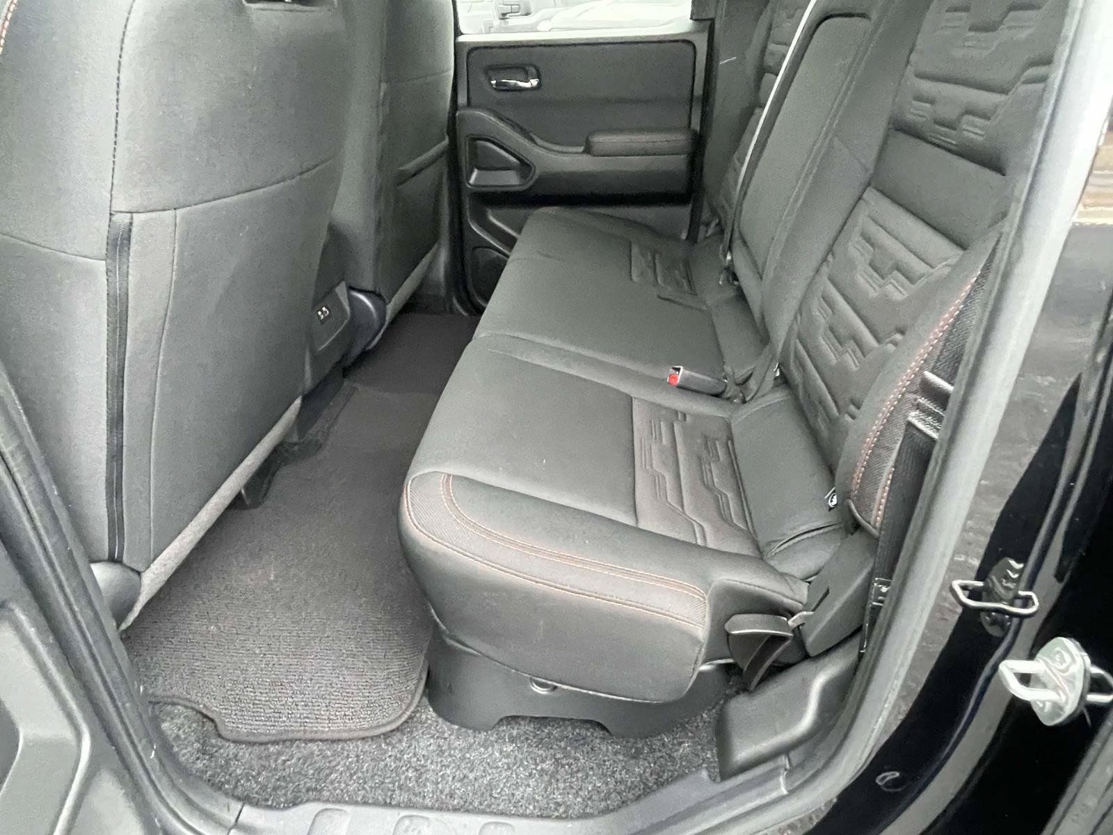 Used 2024 Nissan Frontier PRO-4X AWD/4WD image 6