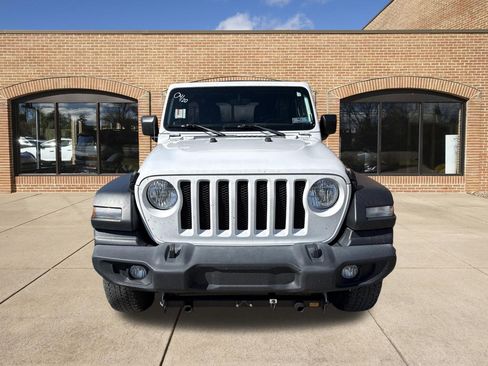 Used 2021 Jeep Wrangler Unlimited Sport w/ Sun And Sound Package AWD/4WD image 8