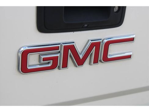 Used 2015 GMC Sierra 1500 Denali AWD/4WD image 34
