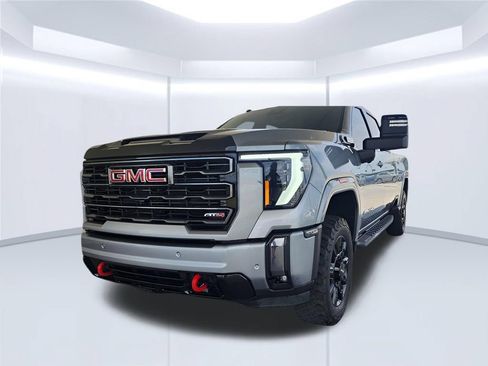 Used 2024 GMC Sierra 2500 AT4 w/ AT4 Premium Plus Package AWD/4WD image 2