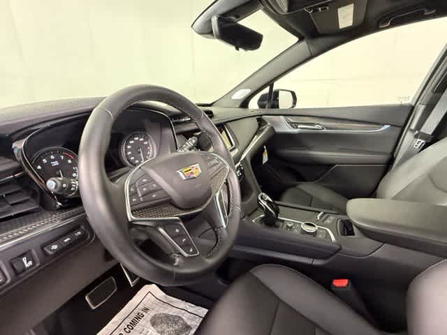 Used 2026 Cadillac XT5 Sportv w/ LPO, Floor Liner Package AWD/4WD image 17