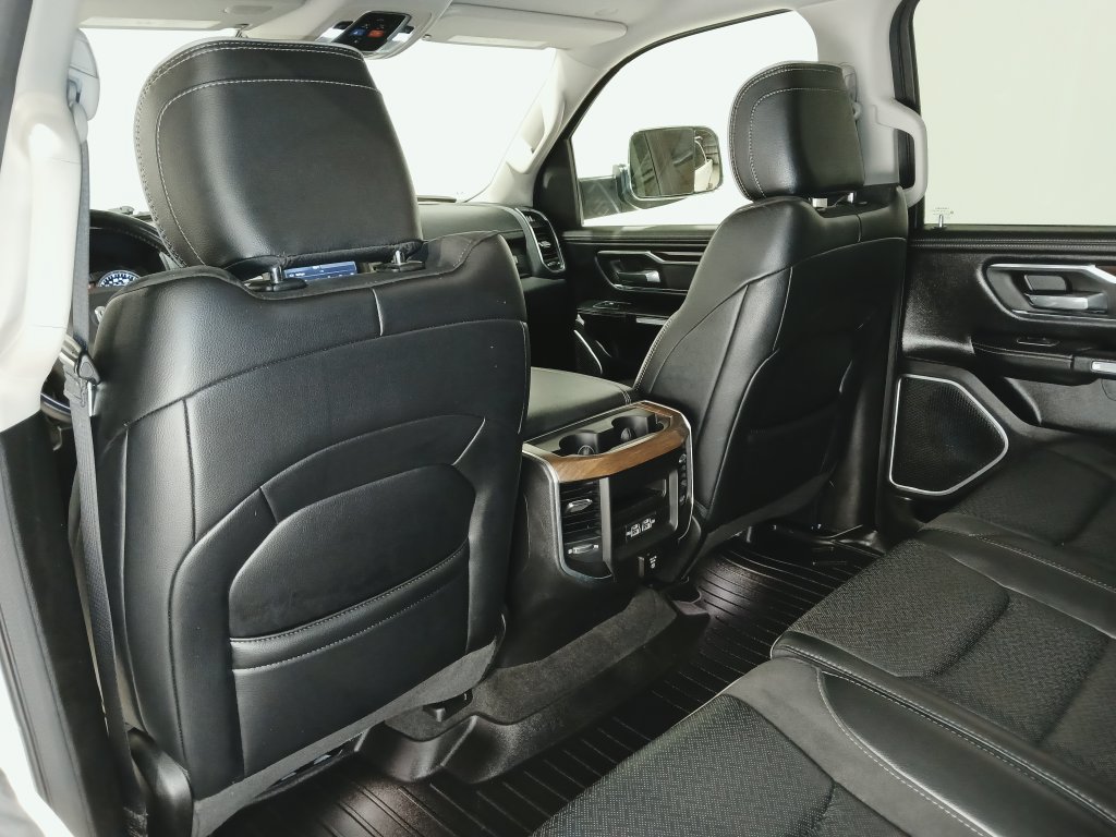 Used 2022 RAM 1500 Laramie AWD/4WD image 15