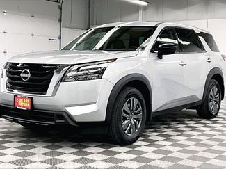 New 2025 Nissan Pathfinder S video 2