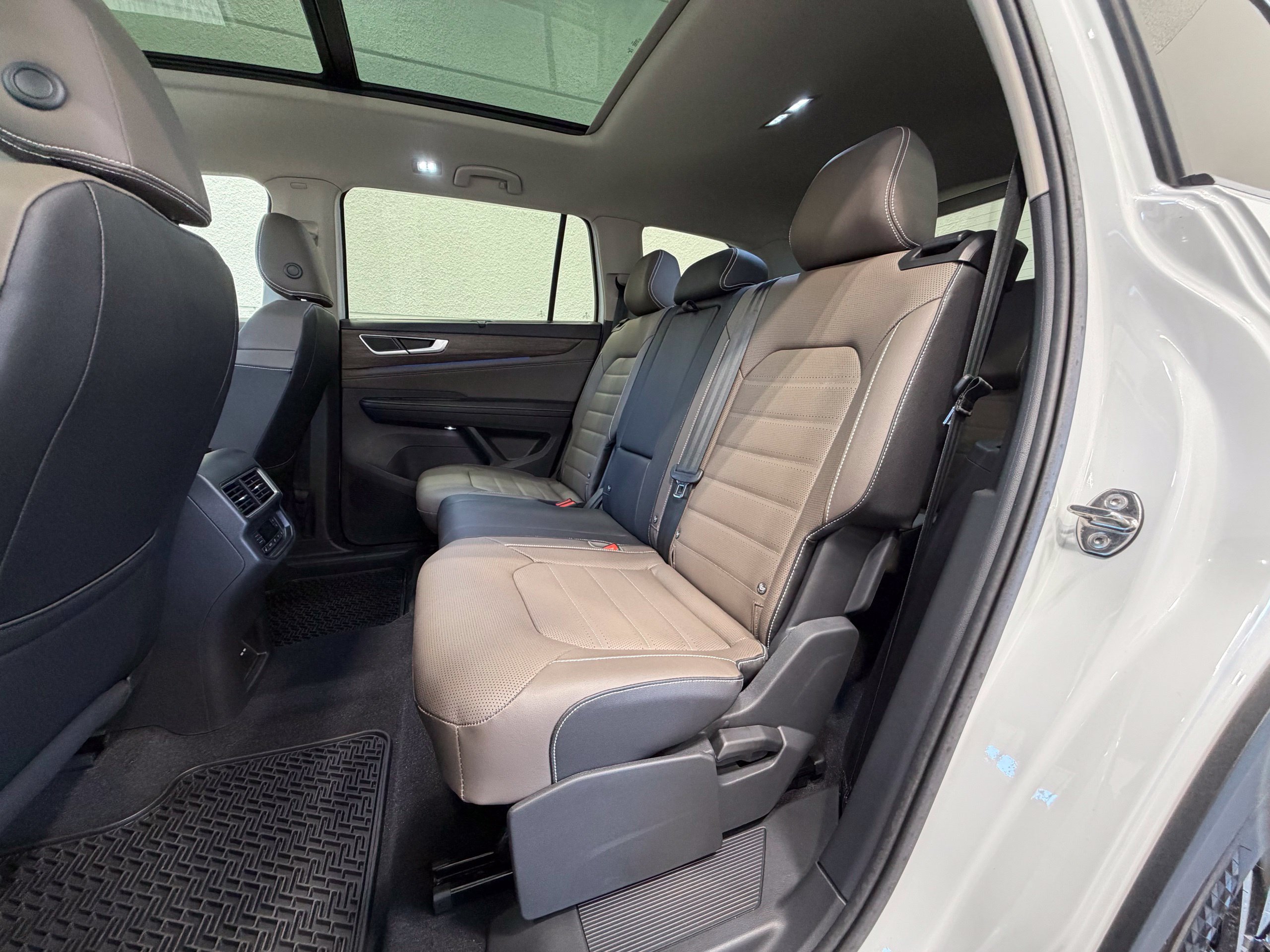 New 2026 Volkswagen Atlas SEL AWD/4WD image 22