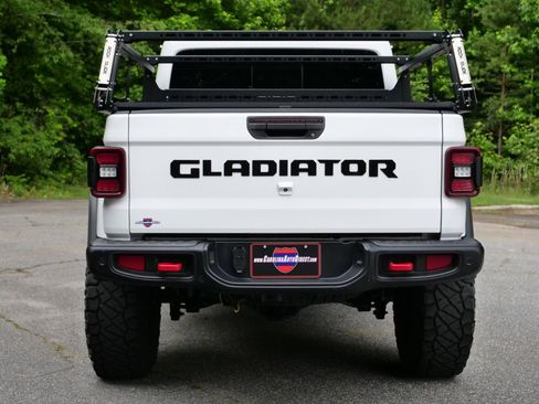 Used 2021 Jeep Gladiator Rubicon AWD/4WD image 22