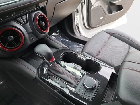 Used 2023 Chevrolet Blazer RS w/ Enhanced Convenience Package FWD image 24