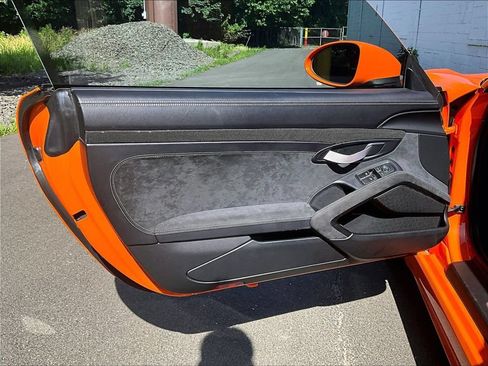 Certified 2021 Porsche 718 Cayman GT4 RWD image 27