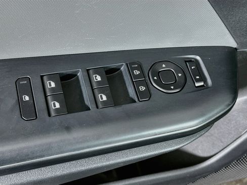 Used 2025 Kia K4 FWD image 15