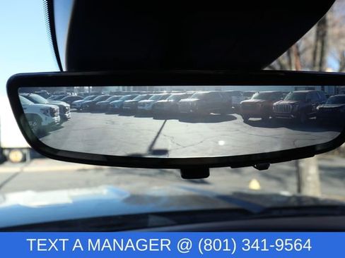 Used 2024 GMC Sierra 2500 AT4X image 33