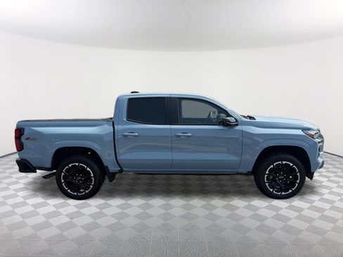 Used 2026 Chevrolet Colorado Z71 w/ Technology Package AWD/4WD image 4