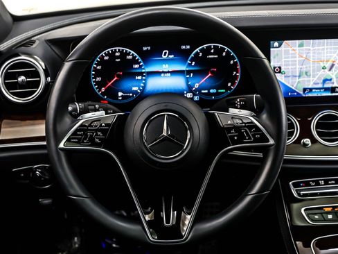 Certified 2022 Mercedes-Benz E 450 4MATIC All-Terrain Wagon image 19