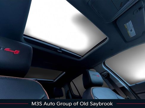 Used 2023 GMC Acadia AT4 w/ Technology Package image 28