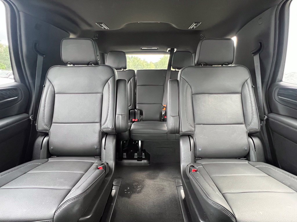 Used 2024 GMC Yukon Denali w/ Advanced Technology Package AWD/4WD image 13