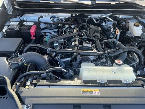 Certified 2024 Toyota Tacoma TRD Off-Road w/ TRD Off Road Upgrade Package AWD/4WD image 34