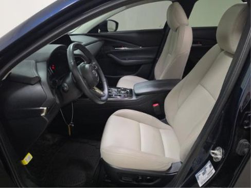 Used 2024 MAZDA CX-30 AWD 2.5 S w/ Preferred Package image 4