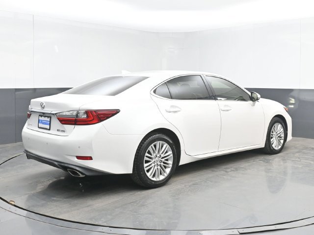Used 2017 Lexus ES 350 w/ Premium Package FWD image 10
