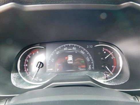 Used 2025 Toyota RAV4 XLE AWD/4WD image 17