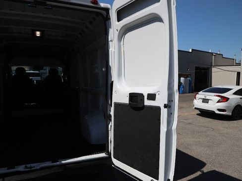Used 2024 RAM ProMaster 2500 w/ Convenience Group FWD image 37