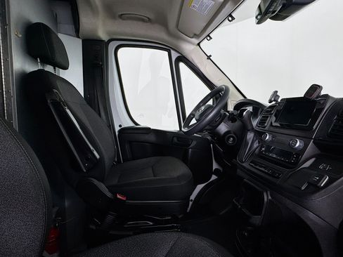 Used 2025 RAM ProMaster 2500 w/ Safety Group FWD image 24