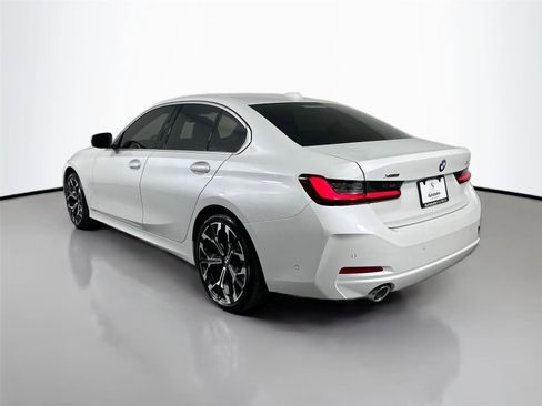 Used 2026 BMW 330i xDrive Sedan w/ Premium Package AWD/4WD image 7