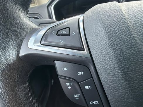 Used 2018 Ford Fusion Titanium image 20