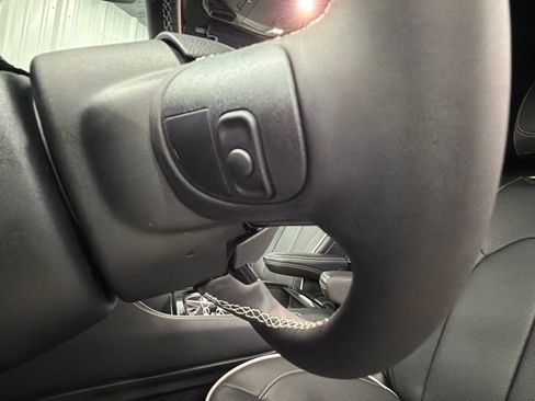 New 2027 Chrysler Pacifica Limited FWD image 17