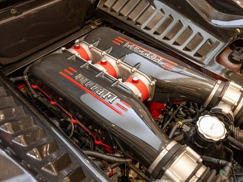 Used 2014 Ferrari 458 Speciale Coupe RWD image 25