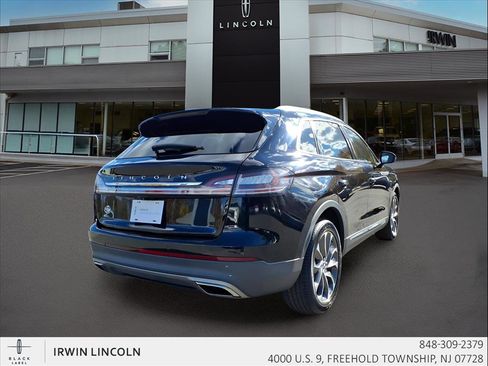 Certified 2022 Lincoln Nautilus Reserve w/ Luxury Package image 20
