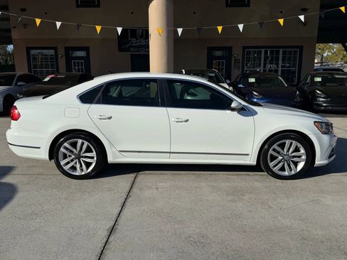 Used 2016 Volkswagen Passat 1.8T image 4