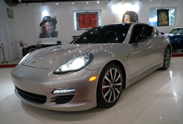 Used 2011 Porsche Panamera 4 AWD/4WD image 4