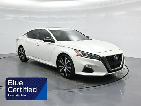 Used 2022 Nissan Altima 2.0 SR image 1