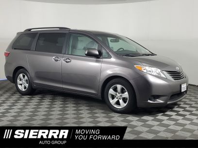 Used 2015 Toyota Sienna LE