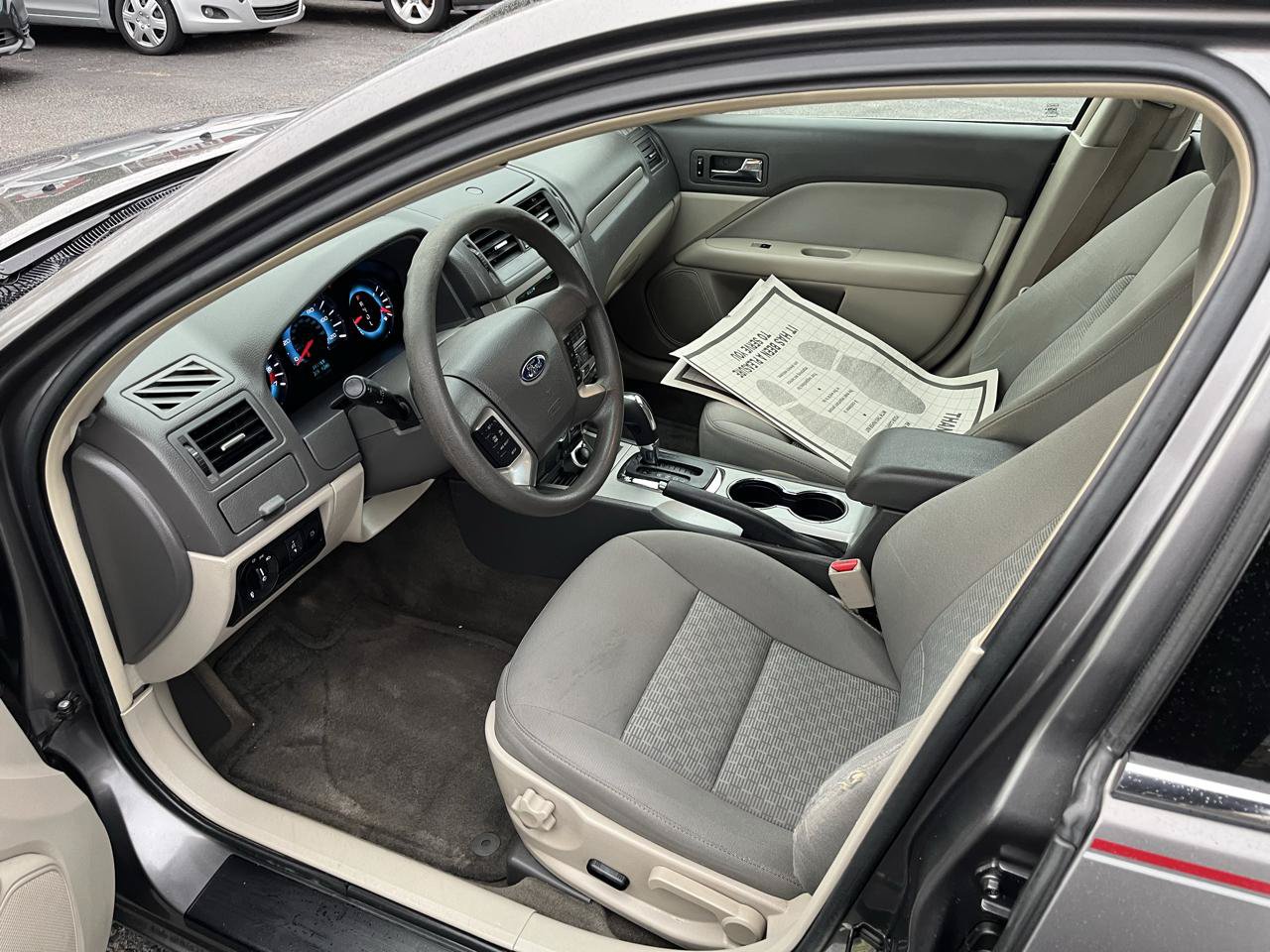 Used 2010 Ford Fusion SE FWD image 15