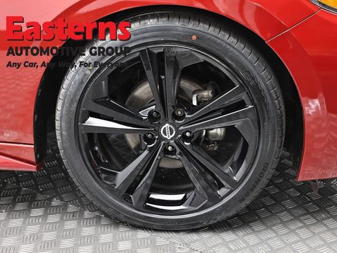 Used 2020 Nissan Sentra SR FWD image 31
