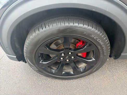 Used 2022 Ford Explorer ST w/ Equipment Group 401A image 11