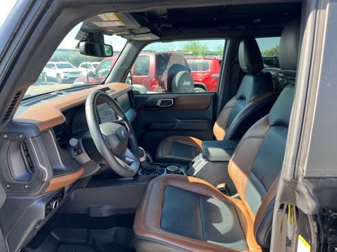 Used 2024 Ford Bronco Outer Banks AWD/4WD image 14