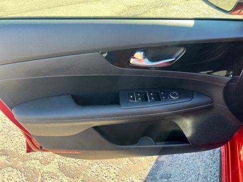 Certified 2024 Kia Forte GT-Line image 18