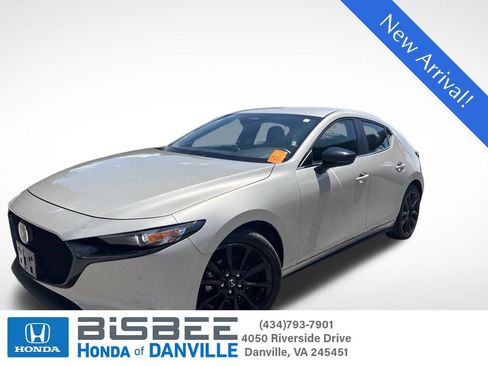 Used 2024 MAZDA MAZDA3 s FWD image 1