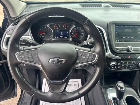 Used 2019 Chevrolet Equinox LT FWD image 19