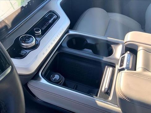 Certified 2025 Ford Expedition Max Active image 17