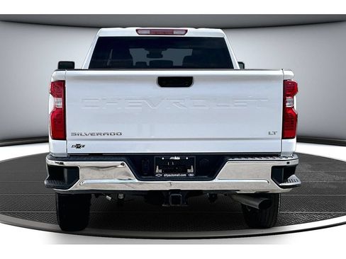 Used 2025 Chevrolet Silverado 2500 LT w/ Convenience Package AWD/4WD image 6