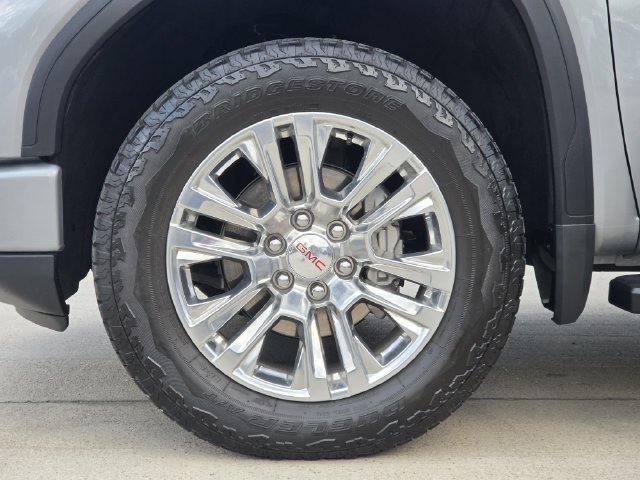Used 2026 GMC Sierra 1500 Denali w/ Technology Package AWD/4WD image 8